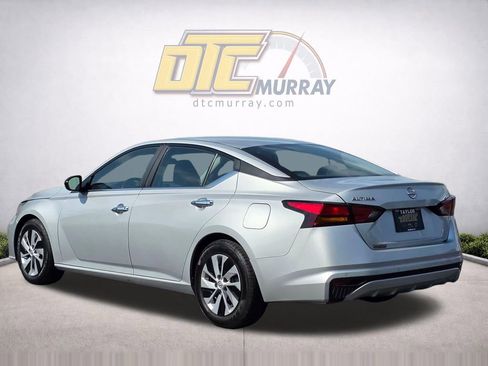 Used 2024 Nissan Altima 2.5 S FWD image 7
