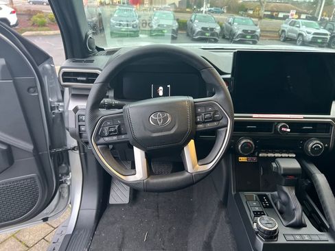 New 2025 Toyota 4Runner TRD Off-Road Premium image 12