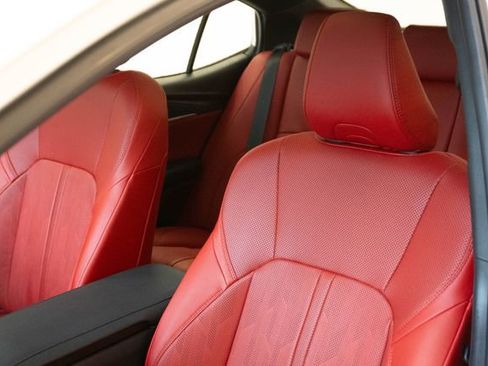 Used 2025 Toyota Camry XSE image 17