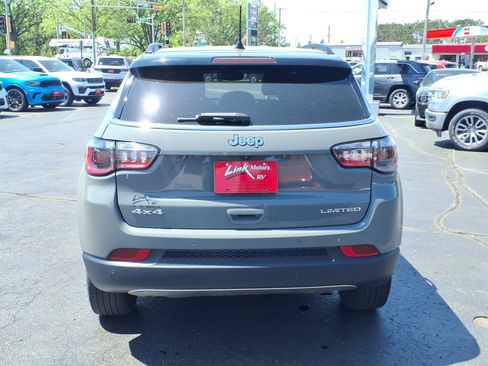 Used 2024 Jeep Compass Limited AWD/4WD image 5
