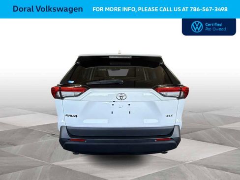 Used 2024 Toyota RAV4 XLE w/ Convenience Package FWD image 7
