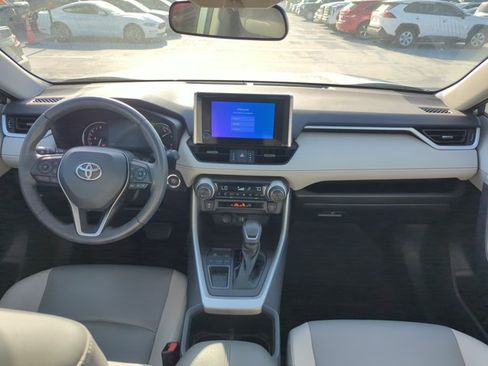 Used 2023 Toyota RAV4 XLE Premium FWD image 25