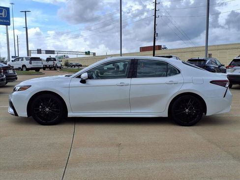 Used 2024 Toyota Camry XSE image 21