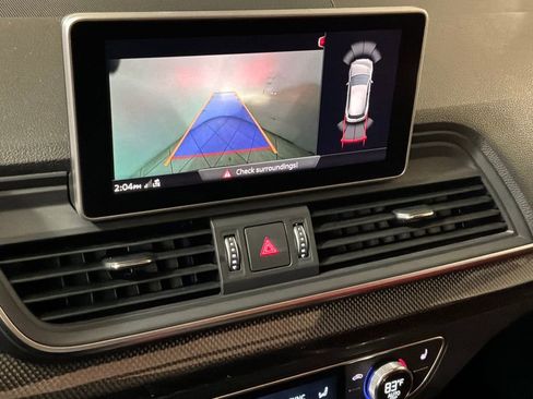 Used 2018 Audi SQ5 Premium Plus w/ Navigation Package image 3