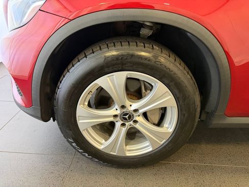 Used 2018 Mercedes-Benz GLC 300 4MATIC image 10