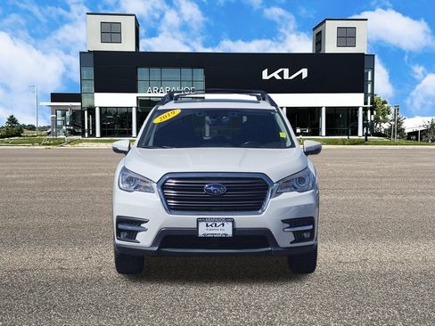 Used 2019 Subaru Ascent Limited AWD/4WD image 3