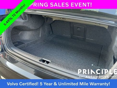 Certified 2023 Volvo S60 T8 Plus AWD/4WD image 16