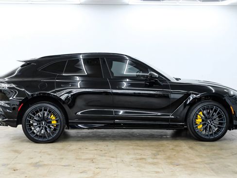 Used 2023 Aston Martin DBX 707 image 6