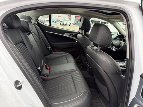 Used 2019 Genesis G70 2.0T Advanced w/ Elite Package image 16