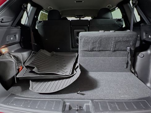 Used 2022 Mitsubishi Outlander ES image 34