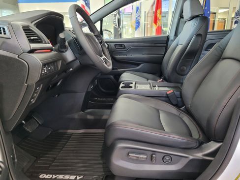 New 2026 Honda Odyssey Sport-L image 7