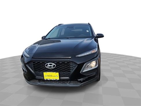 Used 2019 Hyundai Kona SEL image 3