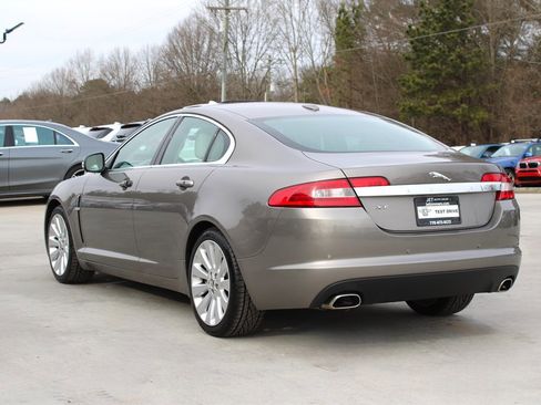 Used 2009 Jaguar XF Premium image 5