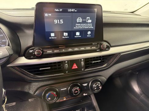 Used 2021 Kia Forte LXS image 16