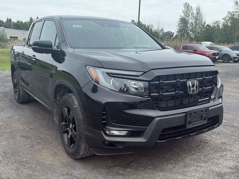 Used 2024 Honda Ridgeline Black Edition image 2