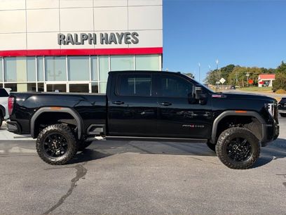 Used 2025 GMC Sierra 2500 AT4 w/ AT4 Premium Plus Package