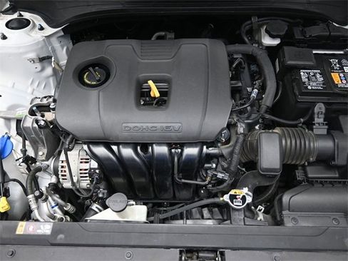 Used 2024 Kia Forte LXS image 28