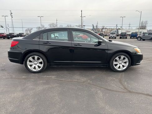 Used 2013 Chrysler 200 Touring w/ Cold Weather Group image 8