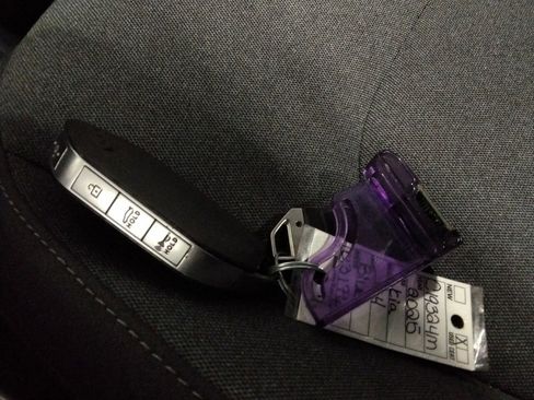 Used 2025 Kia K4 LXS image 42