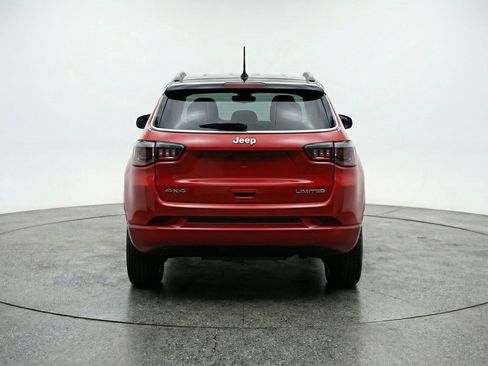 Used 2025 Jeep Compass Limited AWD/4WD image 7