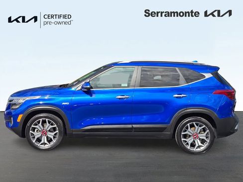 Certified 2022 Kia Seltos SX w/ Sunroof Package AWD/4WD image 7