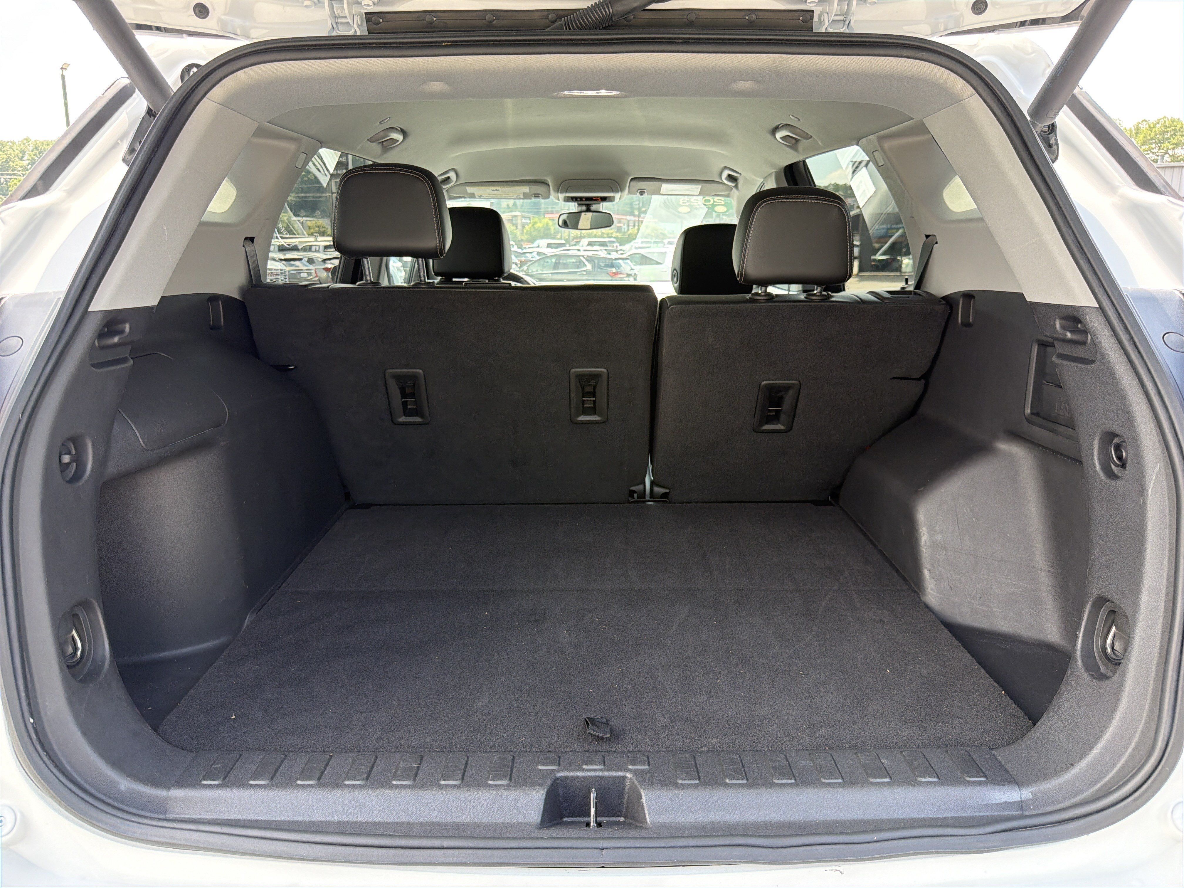 Certified 2023 GMC Terrain SLT AWD/4WD image 19