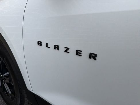 New 2026 Chevrolet Blazer LT w/ Midnight/Sport Edition image 7