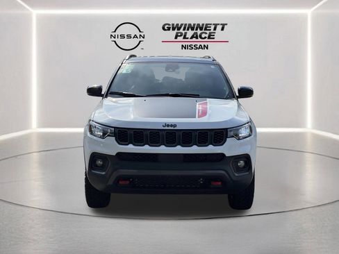 Used 2025 Jeep Compass Trailhawk AWD/4WD image 25