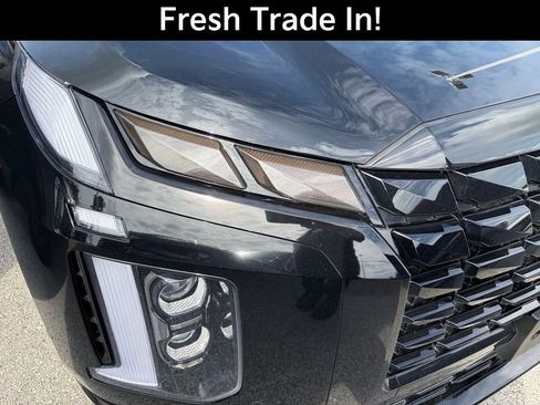 Used 2025 Hyundai Palisade Calligraphy AWD/4WD image 2