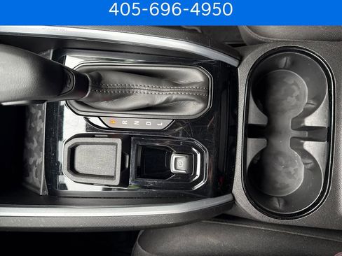 Used 2024 Chevrolet Colorado W/T w/ WT Convenience Package II RWD image 26