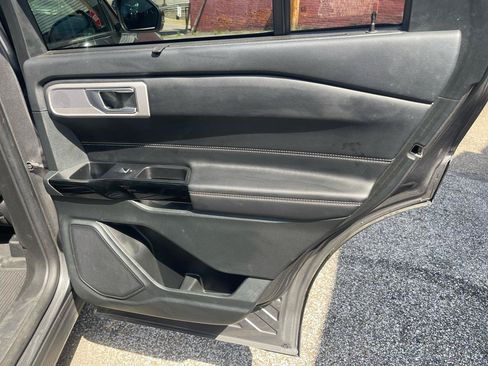 Used 2023 Ford Explorer ST w/ Equipment Group 401A AWD/4WD image 31