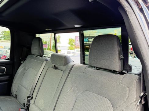 Used 2019 RAM 1500 Big Horn AWD/4WD image 31