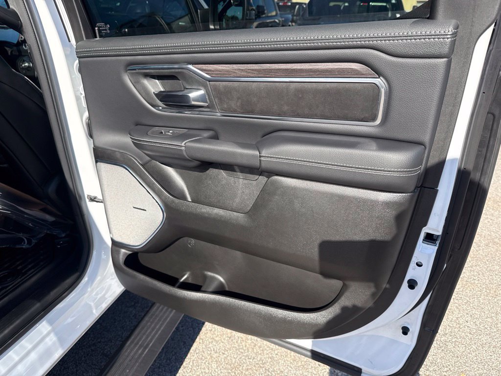 New 2027 RAM 1500 Laramie w/ Night Edition AWD/4WD image 27