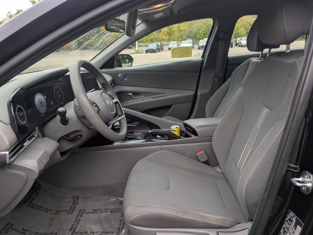 Used 2024 Hyundai Elantra SEL FWD image 15
