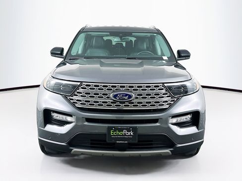 Used 2023 Ford Explorer Limited image 2
