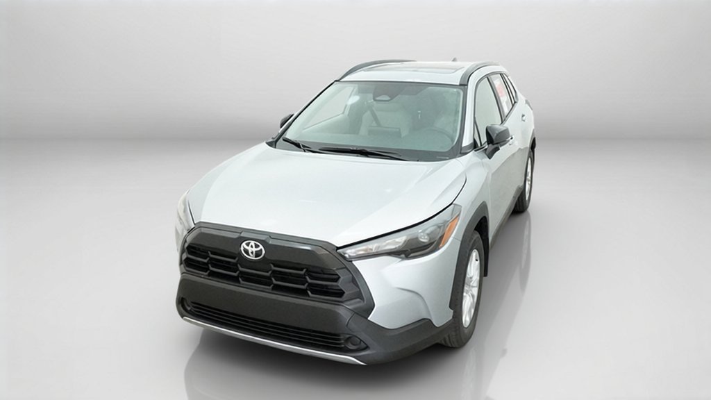 New 2026 Toyota Corolla Cross LE w/ Moonroof Package FWD image 3