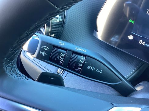 New 2026 Chevrolet Equinox LT w/ Convenience Package II image 18
