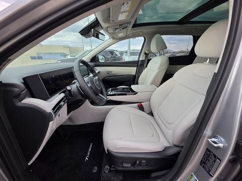 New 2025 Hyundai Tucson SEL image 15