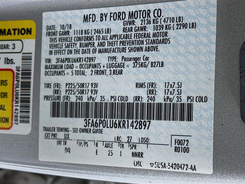 Used 2019 Ford Fusion SE image 30