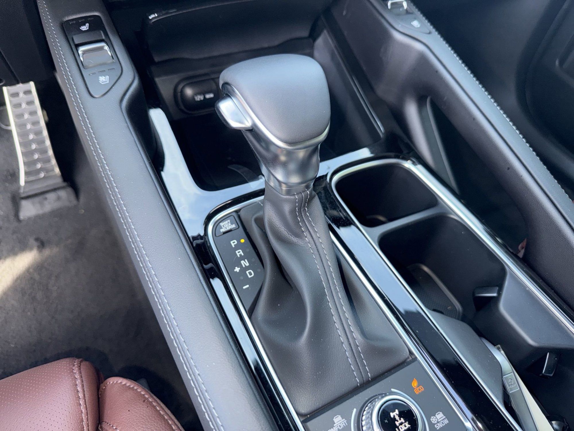 New 2025 Kia Telluride SX w/ SX Captain's Chair Package AWD/4WD image 11