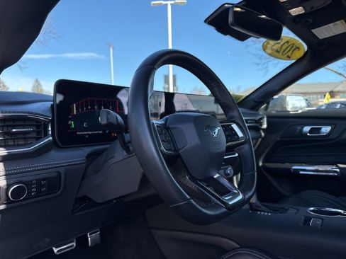 Used 2025 Ford Mustang GT Premium RWD image 20