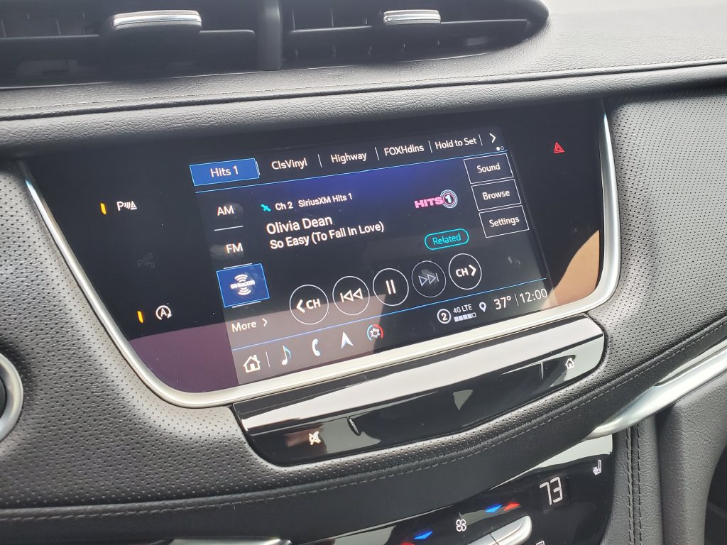 Certified 2023 Cadillac XT5 Premium Luxury w/ LPO, Floor Liner Package AWD/4WD image 29