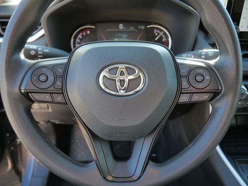 Certified 2025 Toyota RAV4 XLE AWD/4WD image 26