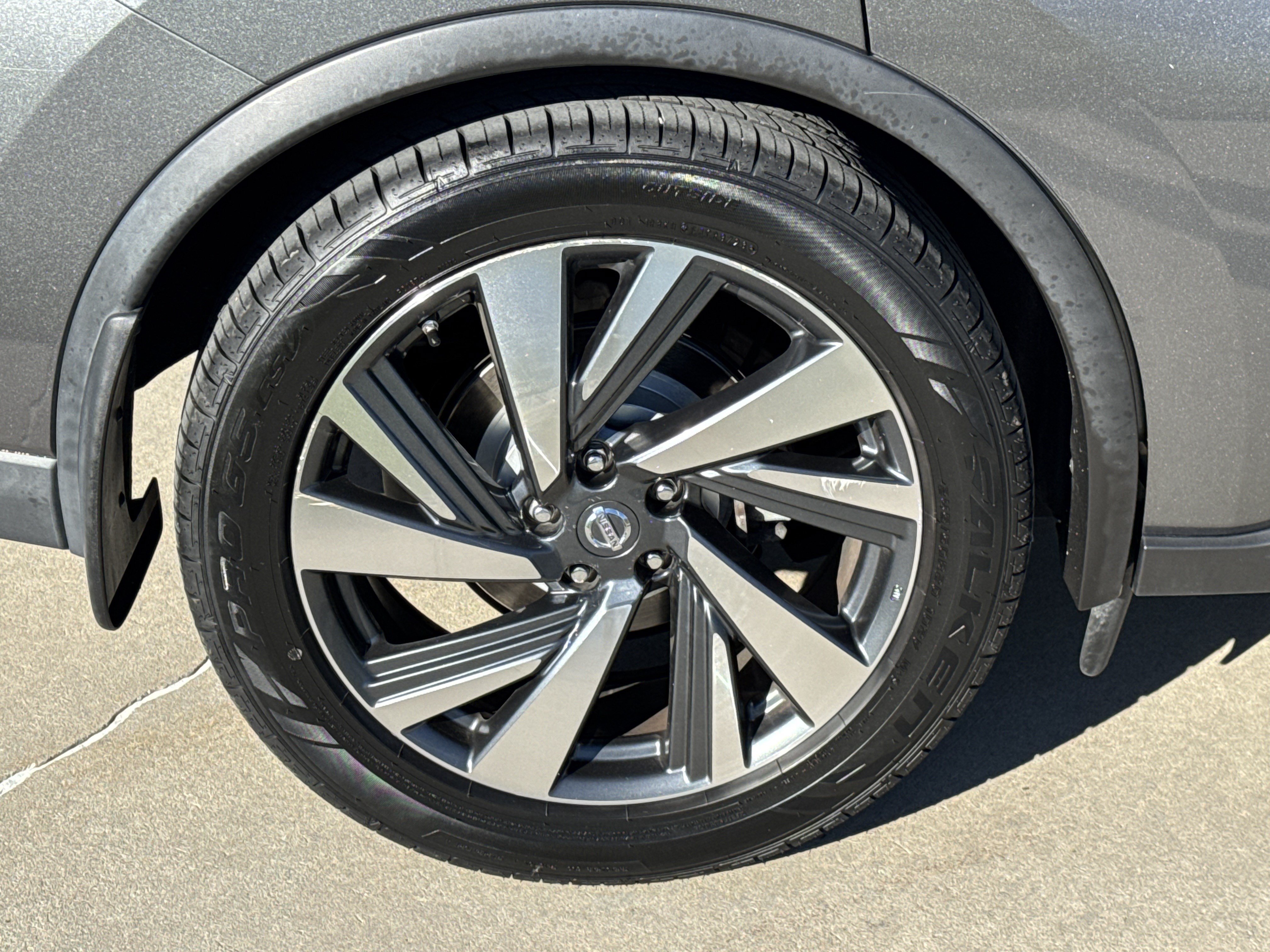 Used 2016 Nissan Murano Platinum w/ Platinum Technology Package AWD/4WD image 13