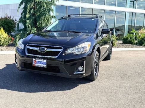 Used 2016 Subaru Crosstrek 2.0i Premium w/ Popular Package #2 AWD/4WD image 2