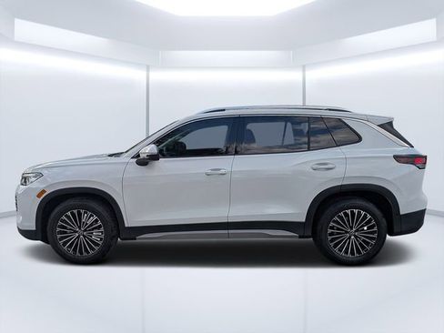 New 2026 Volkswagen Tiguan S FWD image 6
