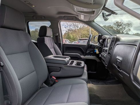 Used 2018 Chevrolet Silverado 1500 LT w/ All Star Edition image 18