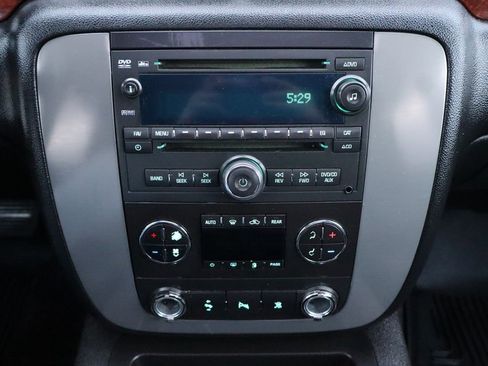 Used 2011 GMC Yukon SLT w/ SLT-2 Equipment Package image 37