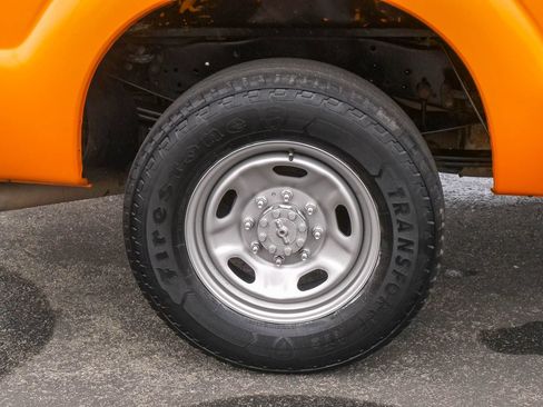Used 2012 Ford F250 XL w/ Camper Pkg RWD image 6