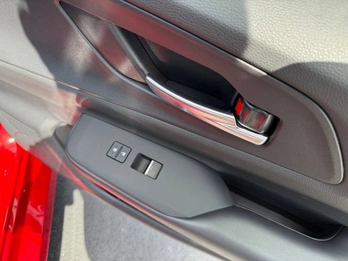 New 2026 Toyota Prius Plug-In Hybrid FWD image 41